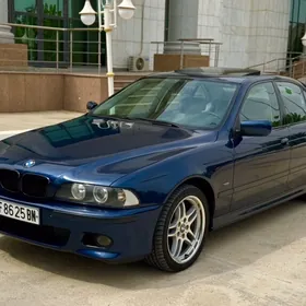 BMW E39 2000