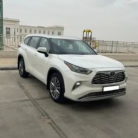 Toyota Highlander 2020