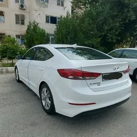 Hyundai Elantra 2016