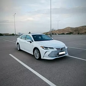 Toyota Avalon 2020