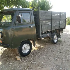 UAZ 452 1984