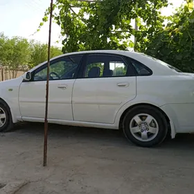 Daewoo Lacetti 2003