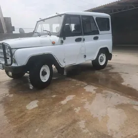 UAZ 469 1999