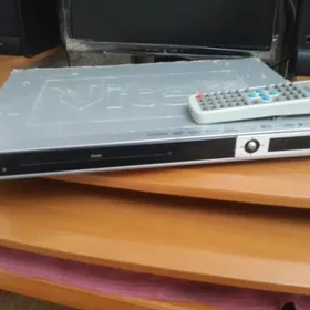 DVD  PLAYER