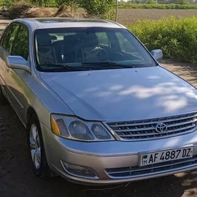 Toyota Avalon 2000