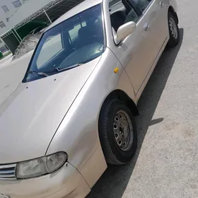 Nissan Bluebird 1996