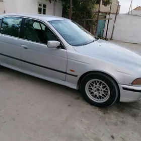 BMW E39 1999