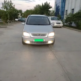 Opel Zafira 2002