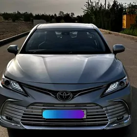 Toyota Camry 2020