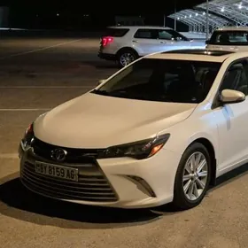 Toyota Camry 2016