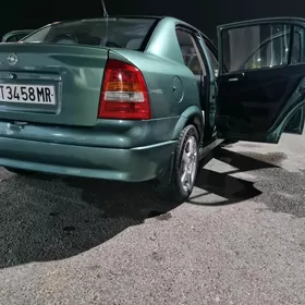 Opel Astra 1999