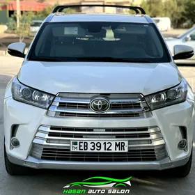 Toyota Highlander 2019