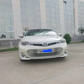 Toyota Avalon 2015