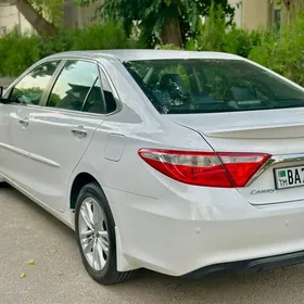 Toyota Camry 2017