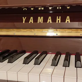 Yamaha  pianino пиани