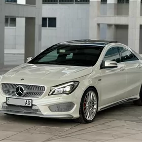 Mercedes-Benz CLA 2014