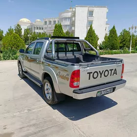 Toyota Hilux 2012