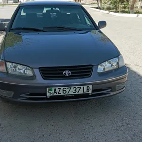 Toyota Camry 1999