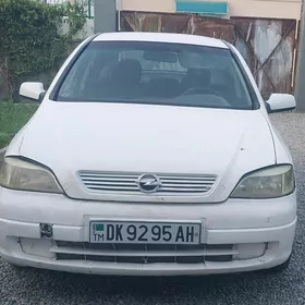 Opel Astra 2000