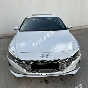 Hyundai Elantra 2021