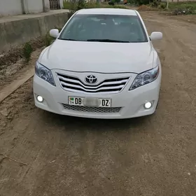 Toyota Camry 2011