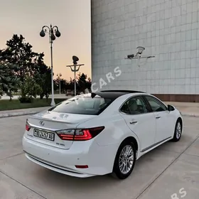 Lexus ES 350 2016