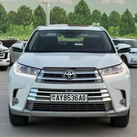 Toyota Highlander 2017