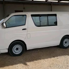 Toyota Hiace 2006