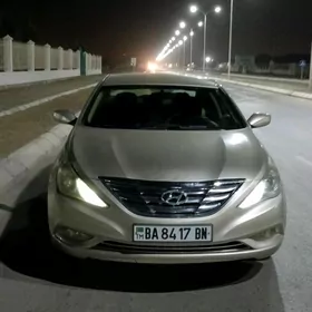 Hyundai Sonata 2011