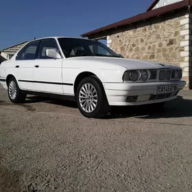 BMW 525 1992