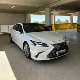 Lexus ES 350 2019