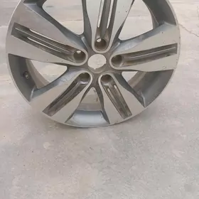 hyundai  ix  35  R 17 disk