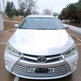 Toyota Camry 2017