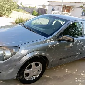 Opel Astra 2004