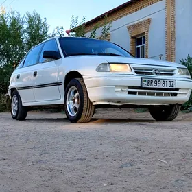 Opel Astra 1992