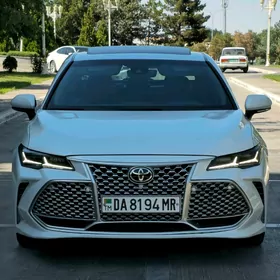 Toyota Avalon 2019