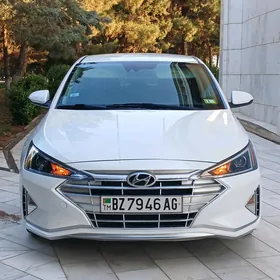 Hyundai Elantra 2020