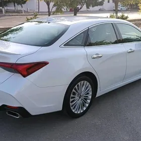 Toyota Avalon 2019