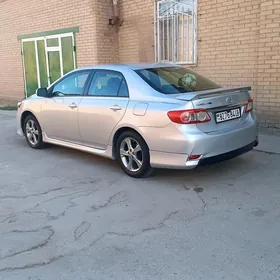 Toyota Corolla 2013