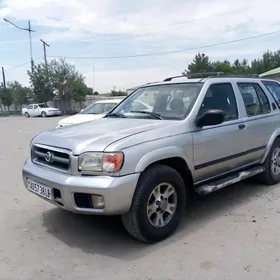 Nissan Pathfinder 2002