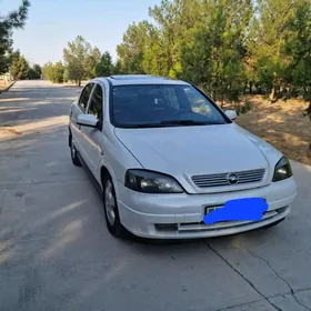 Opel Astra 2000