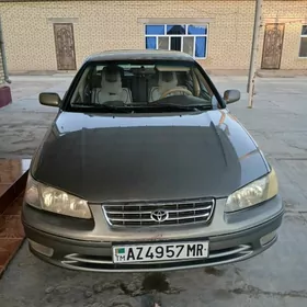 Toyota Camry 1997