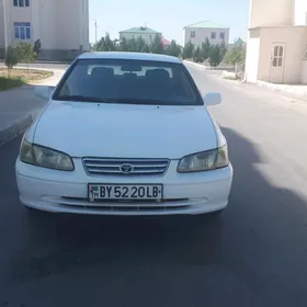 Toyota Camry 1999