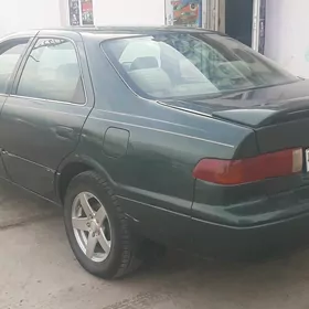 Toyota Camry 2000