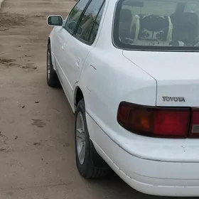 Toyota Camry 1995