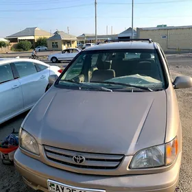 Toyota Sienna 2002