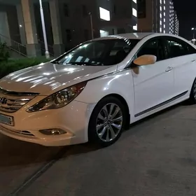 Hyundai Sonata 2011