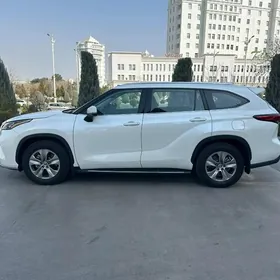 Toyota Highlander 2020