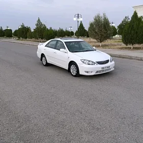 Toyota Camry 2004