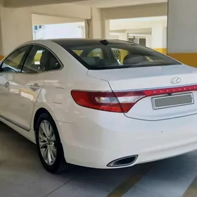 Hyundai Grandeur 2014